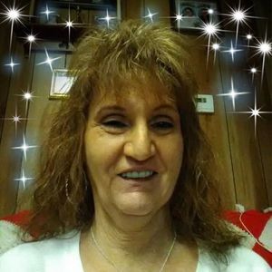 Meet your Posher, Eva